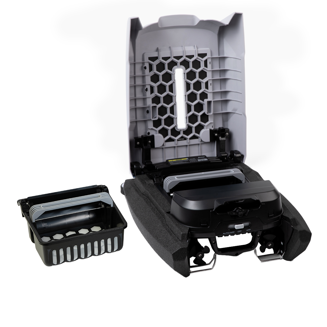 Betta Neo - Intelligent Solar-Powered Robotic Pool Skimmer with App Control